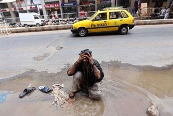 "Najgori aprilski toplotni talas u istoriji": Temperature širom Azije više od 40 stepeni Celzijusa "Najgori aprilski toplotni talas u istoriji": Temperature širom Azije više od 40 stepeni Celzijusa