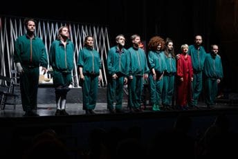 Kamerni teatar 55 iz Sarajeva gostovao u Podgorici: Saradnja, druženje i razmjena iskustva ono su što vrijedi Kamerni teatar 55 iz Sarajeva gostovao u Podgorici: Saradnja, druženje i razmjena iskustva ono su što vrijedi