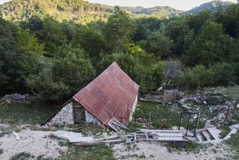 U nedjelju otkrivanje spomen ploče porodici Zvicer čiji su članovi zapaljeni prije 100 godina U nedjelju otkrivanje spomen ploče porodici Zvicer čiji su članovi zapaljeni prije 100 godina