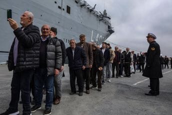 Najveći turski vojni brod krenuo ka Crnom moru, može da nosi bespilotne letilice Najveći turski vojni brod krenuo ka Crnom moru, može da nosi bespilotne letilice