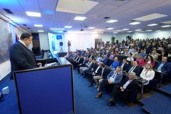 Biram Crnu Goru: Nakon parlamentarnih izbora neizvjesnosti će doći kraj Biram Crnu Goru: Nakon parlamentarnih izbora neizvjesnosti će doći kraj