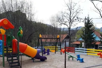 Cetinje: Novo igralište u naselju Crna Greda Cetinje: Novo igralište u naselju Crna Greda