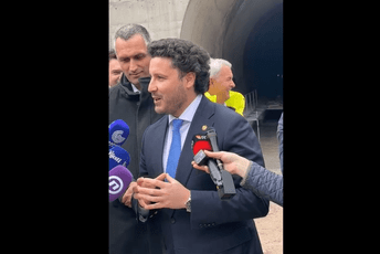 Abazović: Način na koji su raspisani izbori je neustavan Abazović: Način na koji su raspisani izbori je neustavan