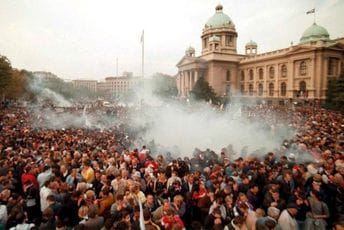 Sljedbenici Slobodana Miloševića i na vlasti, i u opoziciji Sljedbenici Slobodana Miloševića i na vlasti, i u opoziciji