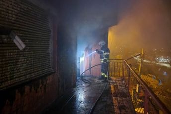 Gorjela kuća Vuka Borilovića: Intervenisali cetinjski vatrogasci Gorjela kuća Vuka Borilovića: Intervenisali cetinjski vatrogasci