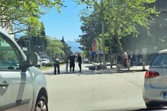 Podgorica: Udes kod "Hiltona", oboren motociklista Podgorica: Udes kod "Hiltona", oboren motociklista