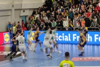 Iznenađenje u Cazinu: BiH savladala Sloveniju, u nedjelju ćemo morati da idemo na pobjedu Iznenađenje u Cazinu: BiH savladala Sloveniju, u nedjelju ćemo morati da idemo na pobjedu