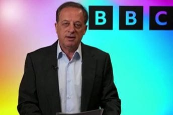 Direktor BBC podnio ostavku: Džonson bio umiješan u njegovo imenovanje Direktor BBC podnio ostavku: Džonson bio umiješan u njegovo imenovanje