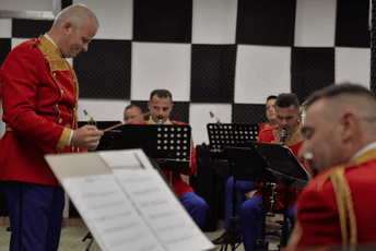 General Lazarević: Mladi muzičari da se pridruže orkestru Vojske Crne Gore General Lazarević: Mladi muzičari da se pridruže orkestru Vojske Crne Gore