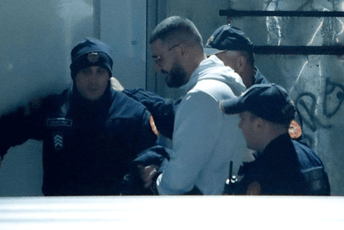 Ustavni sud nije bio jednoglasno za puštanje Rada Miloševića iz pritvora Ustavni sud nije bio jednoglasno za puštanje Rada Miloševića iz pritvora