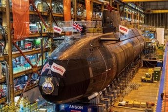 Službeni dokumenti o britanskoj podmornici pronađeni u toaletu kafića Službeni dokumenti o britanskoj podmornici pronađeni u toaletu kafića