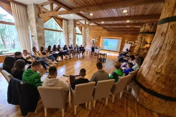 CGO: Kroz intenzivni petodnevni program mladi su učili o prihvatanju i toleranciji CGO: Kroz intenzivni petodnevni program mladi su učili o prihvatanju i toleranciji