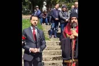 Milatović položio vijenac na spomenik žrtvama bombardovanja u Murinu Milatović položio vijenac na spomenik žrtvama bombardovanja u Murinu