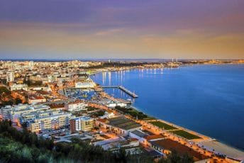 Masakr na takmičenju golubara: Ubio tri osobe pa sebe, svemu prethodila svađa Masakr na takmičenju golubara: Ubio tri osobe pa sebe, svemu prethodila svađa