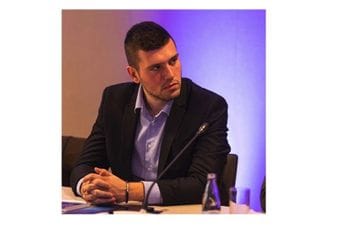 Čauši: Oštro osuđujemo svaki vid nasilja i pozivamo institucije da svoj posao rade odgovorno Čauši: Oštro osuđujemo svaki vid nasilja i pozivamo institucije da svoj posao rade odgovorno