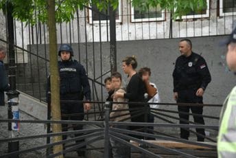 Učenik koji je ubio devet osoba nije krivično odgovoran Učenik koji je ubio devet osoba nije krivično odgovoran