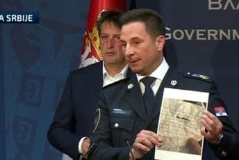 Načelnik beogradske policije: Dječak napad planirao mjesec dana, spremio i Molotovljeve koktele Načelnik beogradske policije: Dječak napad planirao mjesec dana, spremio i Molotovljeve koktele