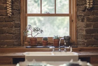 Ovo je pet mjesta u kuhinji koja bi trebalo redovno čistiti sodom bikarbonom Ilustracija