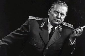 Tito posthumno odlikovan Ordenom časti Republike Angole