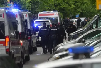 Škole u Srbiji od sjutra u štrajku: Prosvjetni radnici zahtijevaju prestanak promocije nasilja u državi Škole u Srbiji od sjutra u štrajku: Prosvjetni radnici zahtijevaju prestanak promocije nasilja u državi