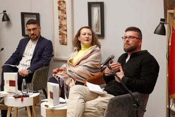 Otkrivanje zaboravljenoga velikana: U Podgorici predstavljena knjiga „Romani Dragana Nikolića“ Otkrivanje zaboravljenoga velikana: U Podgorici predstavljena knjiga „Romani Dragana Nikolića“