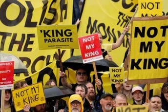 (VIDEO) Hapšenje aktivista protiv monarhije uoči krunisanja Čarlsa III (VIDEO) Hapšenje aktivista protiv monarhije uoči krunisanja Čarlsa III