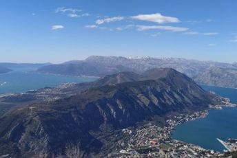 Potraga trajala skoro tri sata: Ruski državljani se izgubili na Vrmcu, kotorski vatrogasci ih pronašli Potraga trajala skoro tri sata: Ruski državljani se izgubili na Vrmcu, kotorski vatrogasci ih pronašli