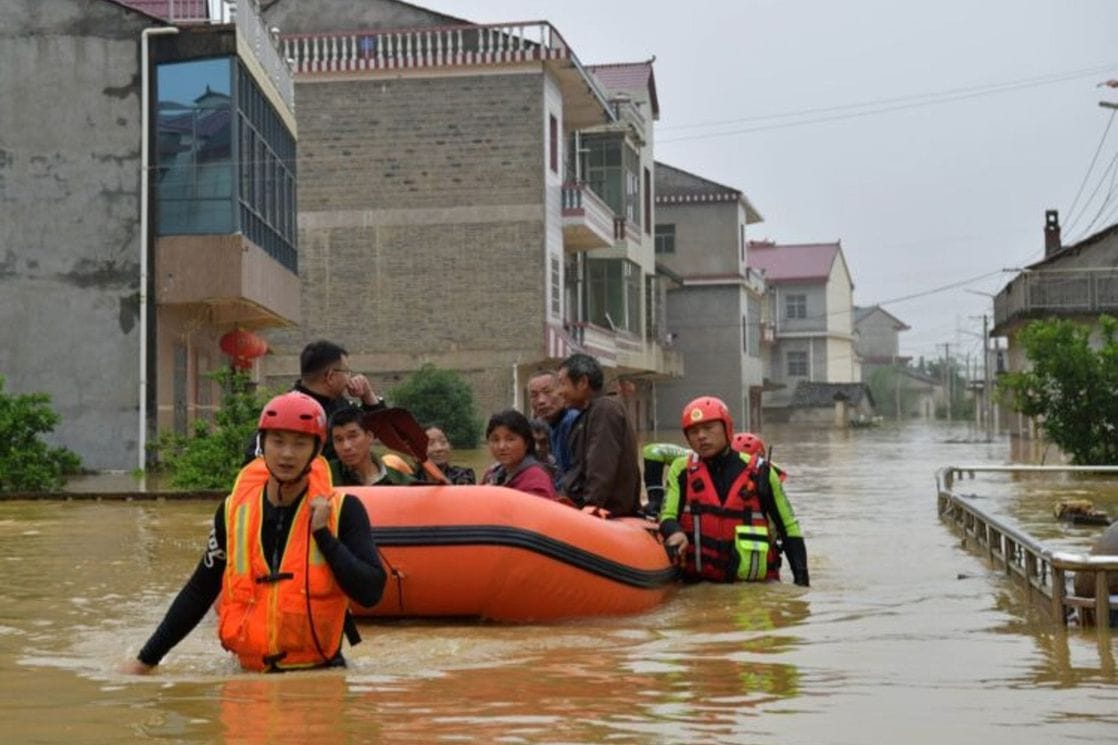 Velike poplave u Kini: Ugroženo sedam područja, evakuisano 14.000 ljudi