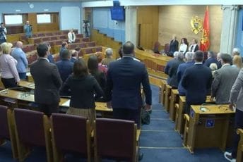 Skupština usvojila zakone o izmjenama krivičnog zakonika i o igrama na sreću Skupština usvojila zakone o izmjenama krivičnog zakonika i o igrama na sreću