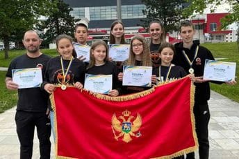 Učenici OŠ „Štampar Makarije“ nagrađeni na Međunarodnoj smotri naučno-tehničkog stvaralaštva mladih u BiH Učenici OŠ „Štampar Makarije“ nagrađeni na Međunarodnoj smotri naučno-tehničkog stvaralaštva mladih u BiH