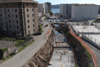 Radi se na Bečićkom potoku: Saobraćaj će danas biti obustavljen Radi se na Bečićkom potoku: Saobraćaj će danas biti obustavljen