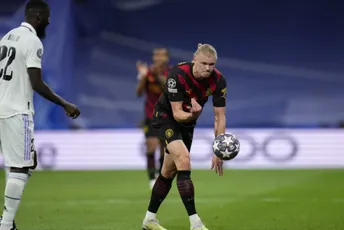 Halandov otac pravio incidente na stadionu: Vrijeđao i gađao navijače Halandov otac pravio incidente na stadionu: Vrijeđao i gađao navijače