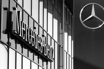 Pucnjava u fabrici Mercedesa: Jedna osoba poginula, napadač uhapšen Pucnjava u fabrici Mercedesa: Jedna osoba poginula, napadač uhapšen