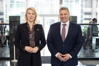 Đurović sa Eskobarom: Crna Gora i SAD ostaju snažni i kredibilni partneri i u narednom periodu Đurović sa Eskobarom: Crna Gora i SAD ostaju snažni i kredibilni partneri i u narednom periodu