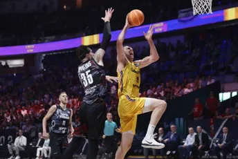 Pao aktuelni osvajač: Džikić uveo Izraelce u finale FIBA Lige šampiona Pao aktuelni osvajač: Džikić uveo Izraelce u finale FIBA Lige šampiona