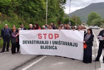 Bijelo Polje: Blokirali magistralu zbog formiranja kamenoloma