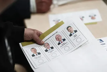 Prvi rezultati izbora u Turskoj: Erdogan vodi sa 56 posto, Kiličdaroglu ima 37