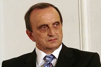 Sahranjen Čedomir Drašković, sjutra komemoracija na FCJK Sahranjen Čedomir Drašković, sjutra komemoracija na FCJK