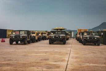 U Baru iskrcavanje NATO vozila i opreme za vježbu Defender Europe 23