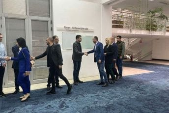 Đurašković: Nemamo rezervnu kuću i državljanstva, nijesmo potkopavali temelje Crne Gore korupcijom i kriminalom Đurašković: Nemamo rezervnu kuću i državljanstva, nijesmo potkopavali temelje Crne Gore korupcijom i kriminalom