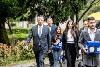 "Na pravoj strani svijeta": HGI predala izbornu listu "Na pravoj strani svijeta": HGI predala izbornu listu