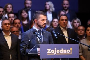 Borančić: Skandiranje navijača iz NK sumanuto, očigledno se ekstremistički projekti iz regiona pokušavaju preslikati na Crnu Goru Borančić: Skandiranje navijača iz NK sumanuto, očigledno se ekstremistički projekti iz regiona pokušavaju preslikati na Crnu Goru