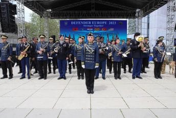 Na Kosovu počela velika međunarodna vojna vježba; Osmani: Cilj prikaz sposobnosti protiv potencijalnih agresora Na Kosovu počela velika međunarodna vojna vježba; Osmani: Cilj prikaz sposobnosti protiv potencijalnih agresora