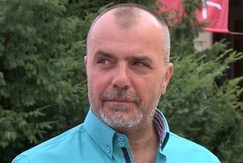 Nikola Kojo roditeljima djece iz OŠ "Vladislav Ribnikar": Ponizno molim, ne šaljite djecu u školu Nikola Kojo roditeljima djece iz OŠ "Vladislav Ribnikar": Ponizno molim, ne šaljite djecu u školu