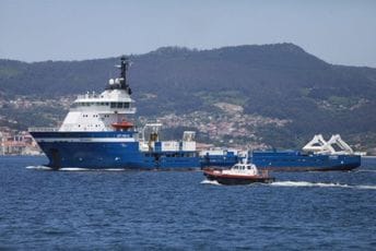 Iran optužen da teretne brodove pretvara u "plutajuće terorističke baze" Iran optužen da teretne brodove pretvara u "plutajuće terorističke baze"