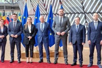 Radulović: CG ima odlične odnose sa državama regiona što je pokazatelj posvećenosti evropskim standardima Radulović: CG ima odlične odnose sa državama regiona što je pokazatelj posvećenosti evropskim standardima