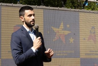 Živković: Naša država zaustavljena na putu usvajanja evropskog sistema vrijednosti; Milović Ako Crna Gora uđe u pogrešan voz sve stanice će biti pogrešne Živković: Naša država zaustavljena na putu usvajanja evropskog sistema vrijednosti; Milović Ako Crna Gora uđe u pogrešan voz sve stanice će biti pogrešne