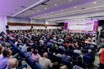 Mandić: Pružamo ruku saradnje; Knežević: Prva posjeta bratskom Beogradu Mandić: Pružamo ruku saradnje; Knežević: Prva posjeta bratskom Beogradu