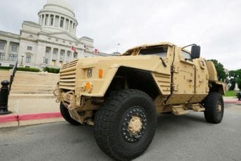 Sjeverna Makedonija dobila još 26 oklopnih vozila iz SAD Sjeverna Makedonija dobila još 26 oklopnih vozila iz SAD