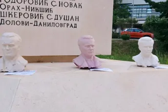 Bar: Na Dan mladosti osvanule 43 skulpture Josipa Broza Tita